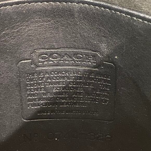 Vintage Coach Companion Compact Black Leather Flap Twist Lock Crossbody 1980s - Picture 13 of 16